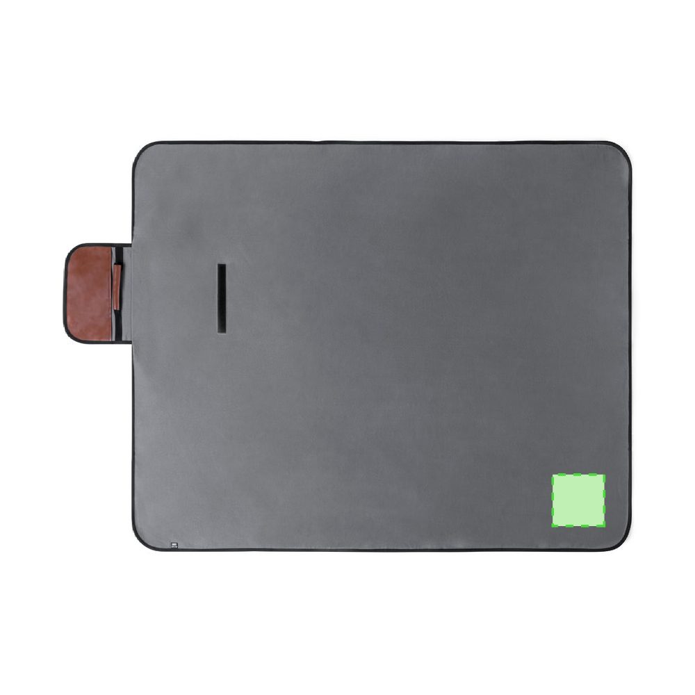 Branding diagram for Recycled leather picnic blanket Pirsoy – In the corner of the cloth