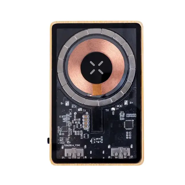 Powerbank Dominik